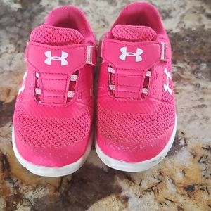 Toddler under armour 7 shoes
